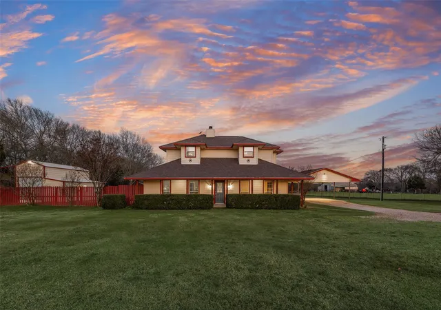 Photo 1 of Sale Pending at 13550 County Road 2919, Eustace, TX 75124 | MLS# 21190901 | Listing updated on 2026-08-03