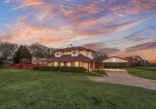 Photo 3 of Sale Pending at 13550 County Road 2919, Eustace, TX 75124 | MLS# 21190901 | Listing updated on 2026-08-03