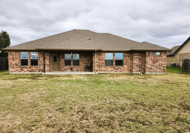 Homes for sale in Whitney, TX | 110 Joyce St, Whitney, TX 76692 | MLS# 21193640