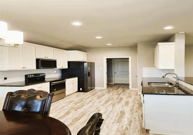 Photo 4 of Single family home for sale at 110 Joyce St, Whitney, TX 76692 | MLS# 21193640 | Listing updated on 2026-08-25