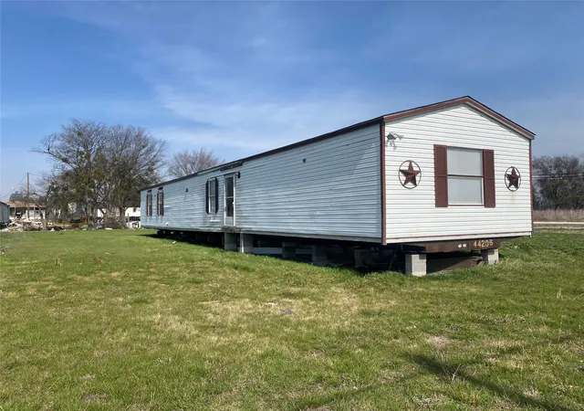 Manufactured home for sale at Lot 4 And 5 Joe Johnson, Corsicana, TX 75110 | MLS# 21193696