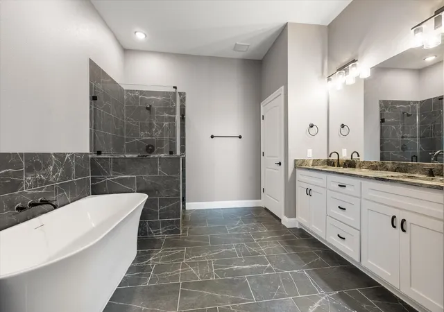 Photo 4 of Single family home for sale at 4609 County Road 206, Grandview, TX 76050 | MLS# 21193656 | Listing updated on 2026-08-27