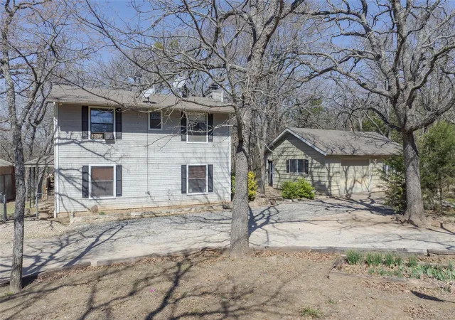 Homes for sale in Pottsboro, TX | 101 Frazier Oaks Rd, Pottsboro, TX 75076 | MLS# 21189985