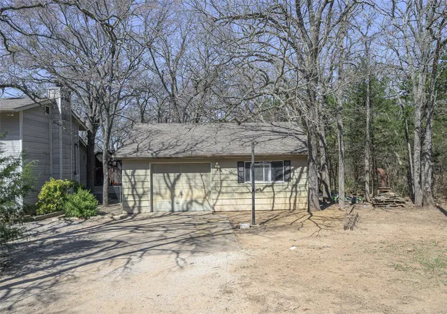 Homes for sale in Pottsboro, TX | 101 Frazier Oaks Rd, Pottsboro, TX 75076 | MLS# 21189985