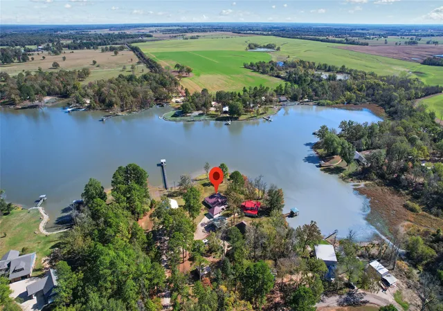 Photo 1 of Single family home for sale at 324 County Road 3172, Clarksville, TX 75426 | MLS# 21193924 | Listing updated on 2026-08-20
