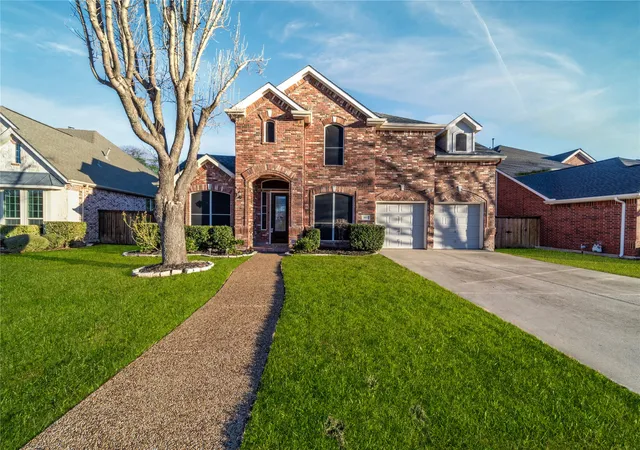 Homes for sale in Plano, TX | 3812 Oxbow Creek Ln, Plano, TX 75074 | MLS# 21189154