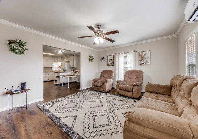 Photo 2 of Single family home for sale at 308 N Bois D Arc St, Savoy, TX 75479 | MLS# 21194017 | Listing updated on 2026-09-29