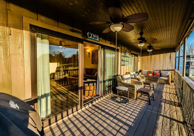 Listing Photo 4 - Condo for sale in building located at 1655 Cedar Crest Loop, Graford, TX 76449 - Unit #E7