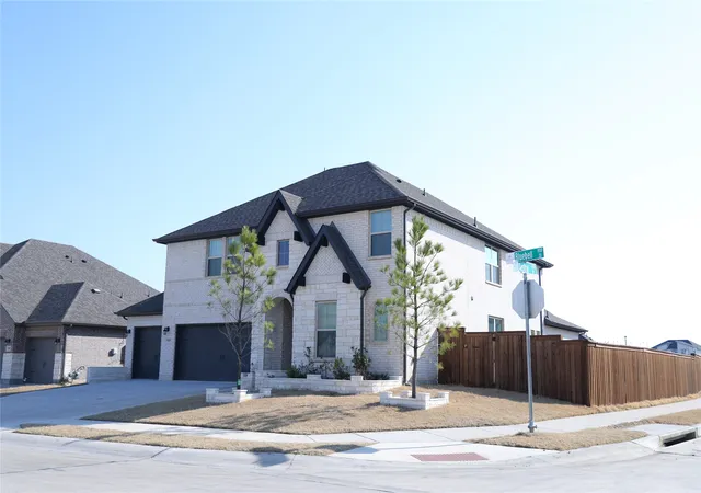 Photo 3 of Single family home for sale at 909 Bluebell St, Princeton, TX 75407 | MLS# 21193683 | Listing updated on 2026-07-07