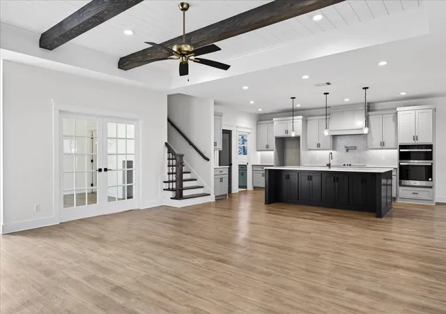 Photo 3 of Single family home for sale at 114 Castlewood Rd, Enchanted Oaks, TX 75156 | MLS# 21192010 | Listing updated on 2026-09-30
