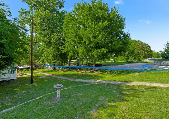 Homes for sale in Granbury, TX | 3817 Horseshoe Trl, Granbury, TX 76048 | MLS# 21181370