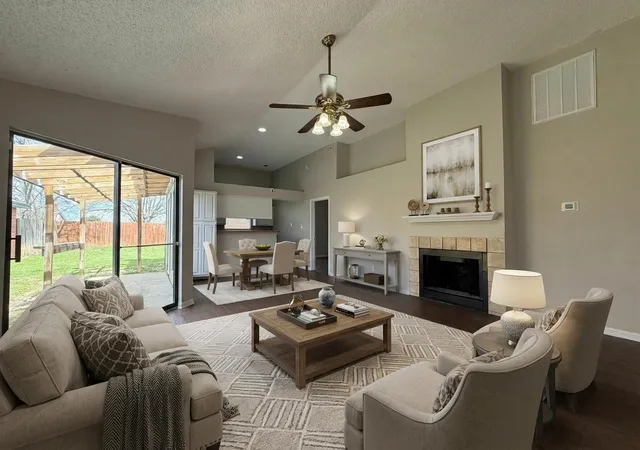 Photo 2 of Single family home for sale at 4713 Poppy Dr E, Fort Worth, TX 76137 | MLS# 21189137 | Listing updated on 2026-08-24