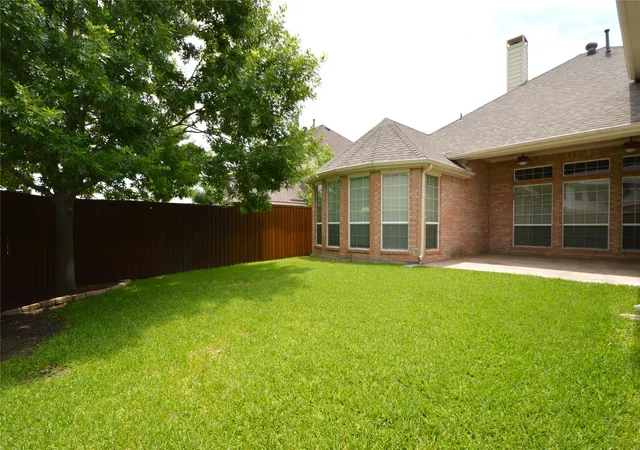 Homes for sale in Allen, TX | 1120 Surrey Ln, Allen, TX 75013 | MLS# 21176184