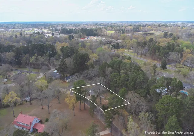 Homes for sale in Kilgore, TX | 2414 S Martin St, Kilgore, TX 75662 | MLS# 21193641