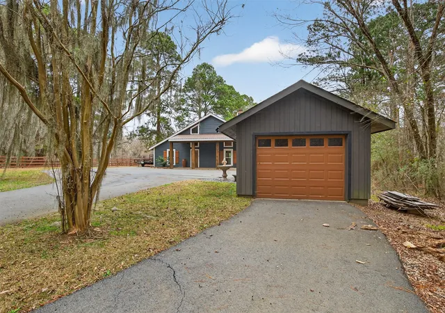 Homes for sale in Elm Grove, LA | 504 Moore Rd, Elm Grove, LA 71051 | MLS# 21192610