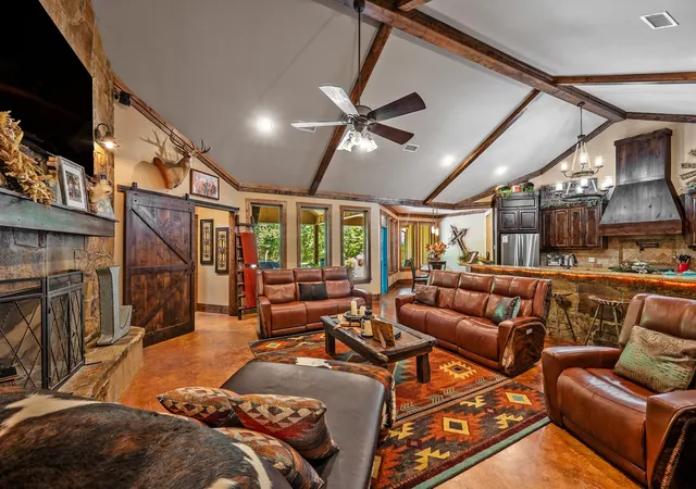 Photo 3 of Single family home for sale at 1011 Red Rd, Howe, TX 75459 | MLS# 21187799 | Listing updated on 2026-08-17