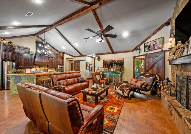 Photo 3 of Single family home for sale at 1011 Red Rd, Howe, TX 75459 | MLS# 21187799 | Listing updated on 2026-08-17