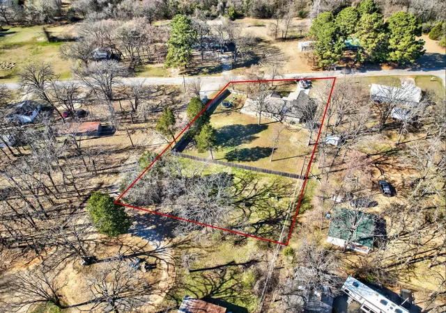 Homes for sale in Gun Barrel City, TX | 121 Harmon Rd, Gun Barrel City, TX 75156 | MLS# 21192714