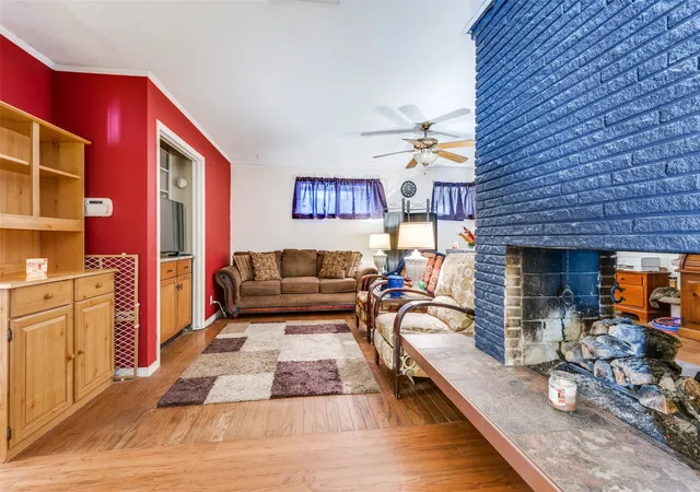 4th image of 3722 Devonshire Ct W, Irving, TX 75062 | MLS# 21192231