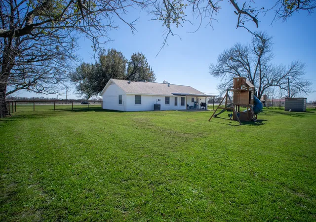 Homes for sale in Groesbeck, TX | 1916 S Hwy 14, Groesbeck, TX 76642 | MLS# 21193192