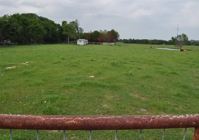 Photo 1 of Land for sale at 620 S Kaufman St, Seagoville, TX 75159 | MLS# 21195393 | Listing updated on 2026-07-13