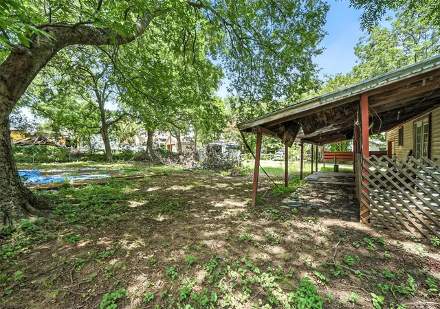 Homes for sale in Bells, TX | 414 S Broadway St, Bells, TX 75414 | MLS# 21191828