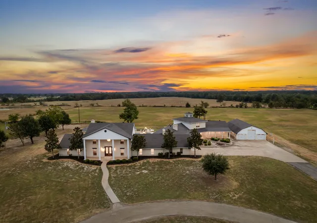 Homes for sale in Paris, TX | 11254 Farm Road 195, Paris, TX 75462 | MLS# 21195626