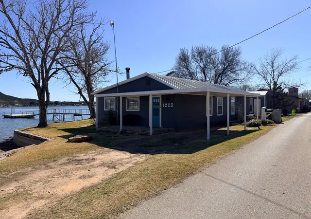 Homes for sale in Graford, TX | 1203 Mcginnis Pt, Graford, TX 76449 | MLS# 21188448