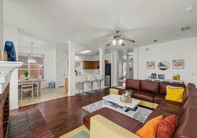 Photo 4 of Sale Pending at 4616 Parkmount Dr, Fort Worth, TX 76137 | MLS# 21191027 | Listing updated on 2026-07-09