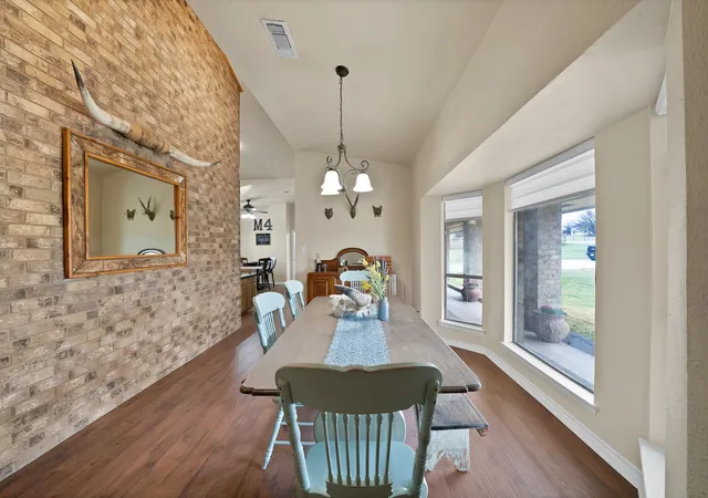Photo 3 of Single family home for sale at 117 Hudson Ln, Aledo, TX 76008 | MLS# 21195827 | Listing updated on 2026-07-14