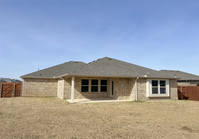 Homes for sale in Sanger, TX | 4702 Elite Dr, Sanger, TX 76266 | MLS# 21195495