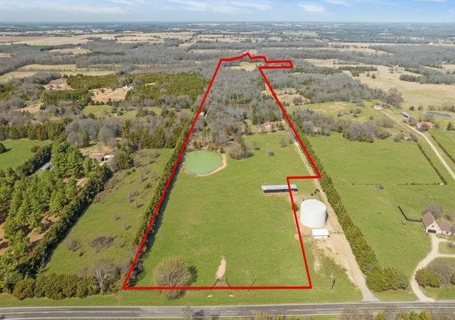 Homes for sale in Brookston, TX | 1602 Farm Road 1510, Brookston, TX 75421 | MLS# 21195462