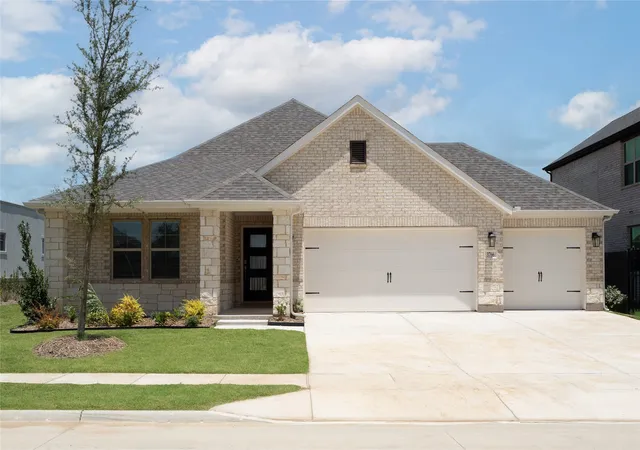 Photo 1 of Sale Pending at 3766 Lupine Trl, Venus, TX 76084 | MLS# 21196277 | Listing updated on 2026-07-21