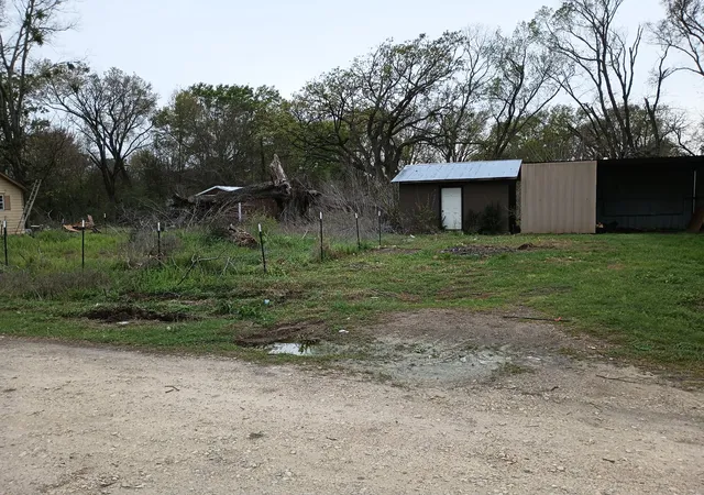 Photo 1 of Land for sale at 908 Peach St, Trinidad, TX 75163 | MLS# 21195280 | Listing updated on 2026-08-27