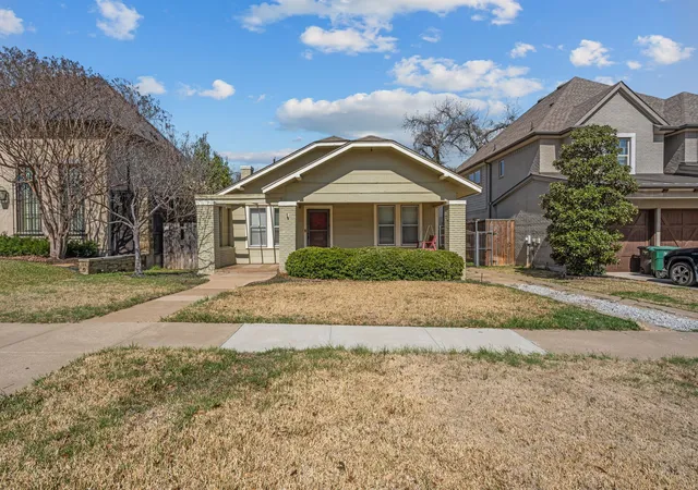Homes for sale in Fort Worth, TX | 4820 Dexter Ave, Fort Worth, TX 76107 | MLS# 21196030