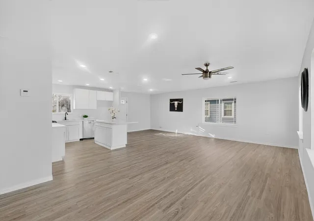 Photo 3 of Single family home for sale at 4540 Western Oaks Dr, Dallas, TX 75211 | MLS# 21196493 | Listing updated on 2026-08-28