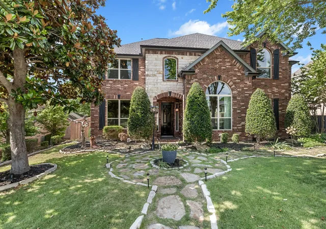 Photo 2 of Sale Pending at 2405 Highgate Dr, Mc Kinney, TX 75070 | MLS# 21195110 | Listing updated on 2026-08-28