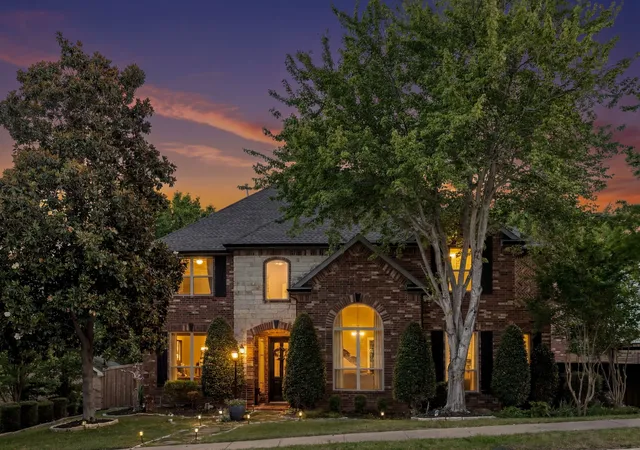 Photo 3 of Sale Pending at 2405 Highgate Dr, Mc Kinney, TX 75070 | MLS# 21195110 | Listing updated on 2026-08-28