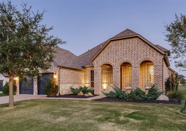 2nd image of 1116 Karsten Ridge Pass, Gunter, TX 75058 | MLS# 21085904