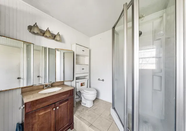 Photo 2 of Single family home for sale at 146 Boyce Second St, Waxahachie, TX 75165 | MLS# 21196850 | Listing updated on 2026-08-24