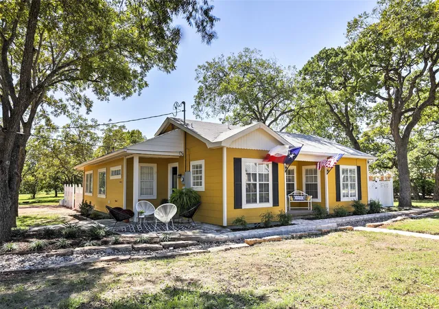 1st image of 809 E Hwy St, Fredericksburg, TX 78624 | MLS# 21197011
