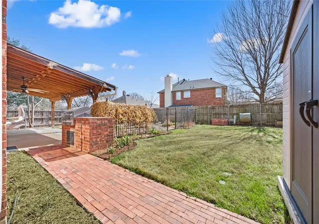 37th image of 2705 Magnolia Ln, Grapevine, TX 76051 | MLS# 21185529