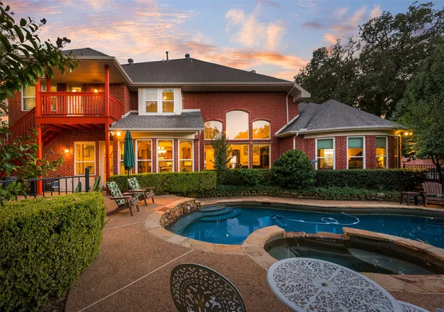 Homes for sale in Flower Mound, TX | 2816 Guardian Ct, Flower Mound, TX 75022 | MLS# 21195396