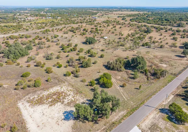 Homes for sale in Lipan, TX | 121 Gilmore Ct, Lipan, TX 76462 | MLS# 21197220