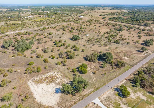 Homes for sale in Lipan, TX | 121 Gilmore Ct, Lipan, TX 76462 | MLS# 21197220