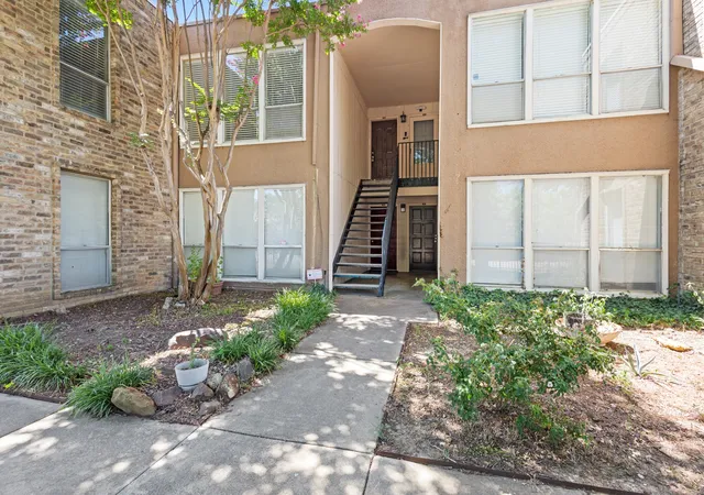 5th image of 5634 Boca Raton Blvd, Fort Worth, TX 76112