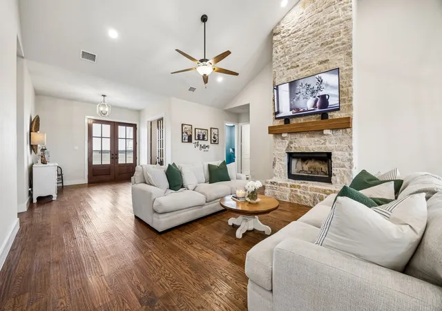 Photo 3 of Sale Pending at 20450 County Road 637, Nevada, TX 75173 | MLS# 21196830 | Listing updated on 2026-07-27