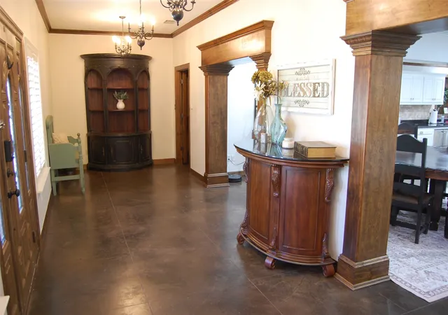 Photo 3 of Single family home for sale at 917 East St, Graham, TX 76450 | MLS# 21192205 | Listing updated on 2026-09-29