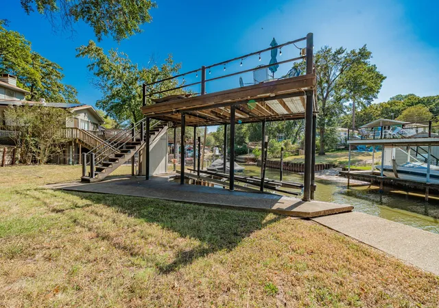 Photo 3 of Single family home for sale at 146 Harbor Dr, Gun Barrel City, TX 75156 | MLS# 21184324 | Listing updated on 2026-08-28
