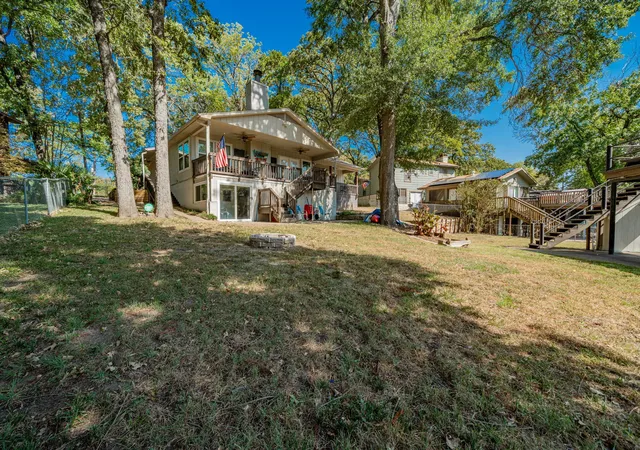 Photo 3 of Single family home for sale at 146 Harbor Dr, Gun Barrel City, TX 75156 | MLS# 21184324 | Listing updated on 2026-08-28